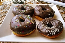 Gogosi americane (donuts)