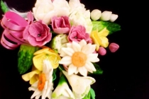 Flori din pasta de zahar pentru torturi