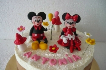 Natural tort cu Mickey si Minnie
