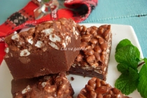 Ciocolata de casa cu fulgi din orez brun