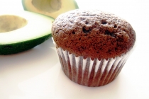 Muffins cu avocado si ciocolata (de post)