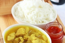 Curry galben de pui